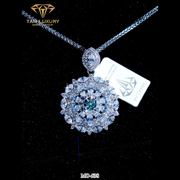 Giới Thiệu Chung Về Mặt Dây Chuyền Kim Cương “Enriching” – MD538