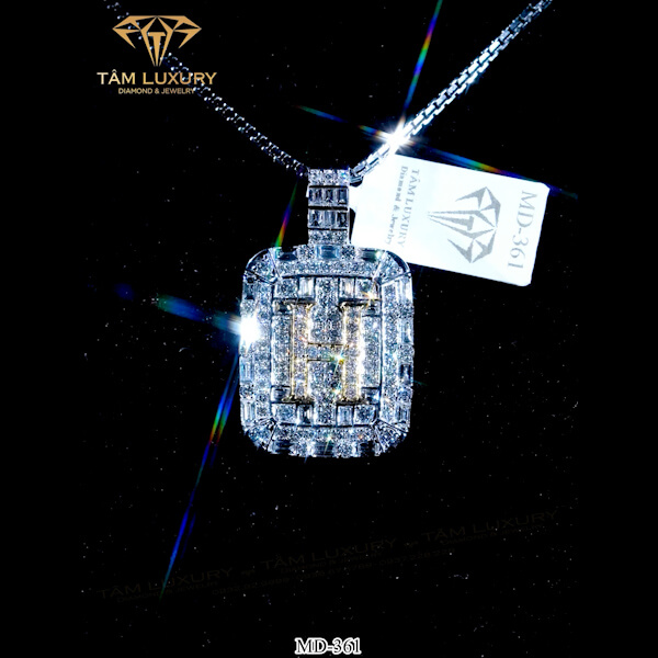Mua mặt dây chuyền kim cương uy tín “Diamond” – MD361 tại Tâm Luxury