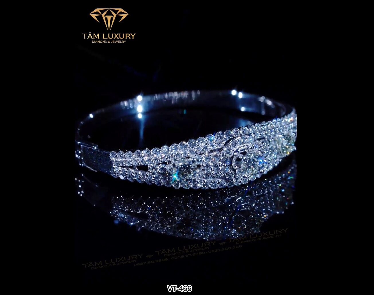 Sự Sang Trọng Toát Ra Từ Vàng Ý Của Vòng Tay Kim Cương “Cherly” – Mã VT466