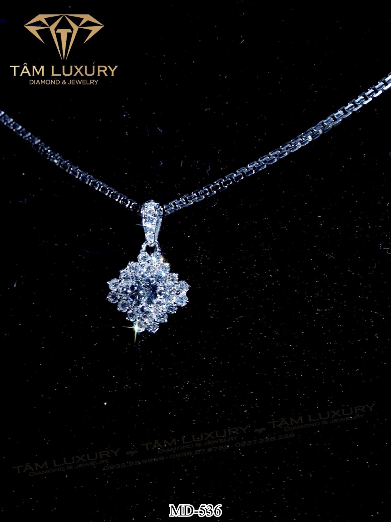 Mua Mặt Kim Cương Dây Chuyền “Breezy”– MD536 Ở Tâm Luxury